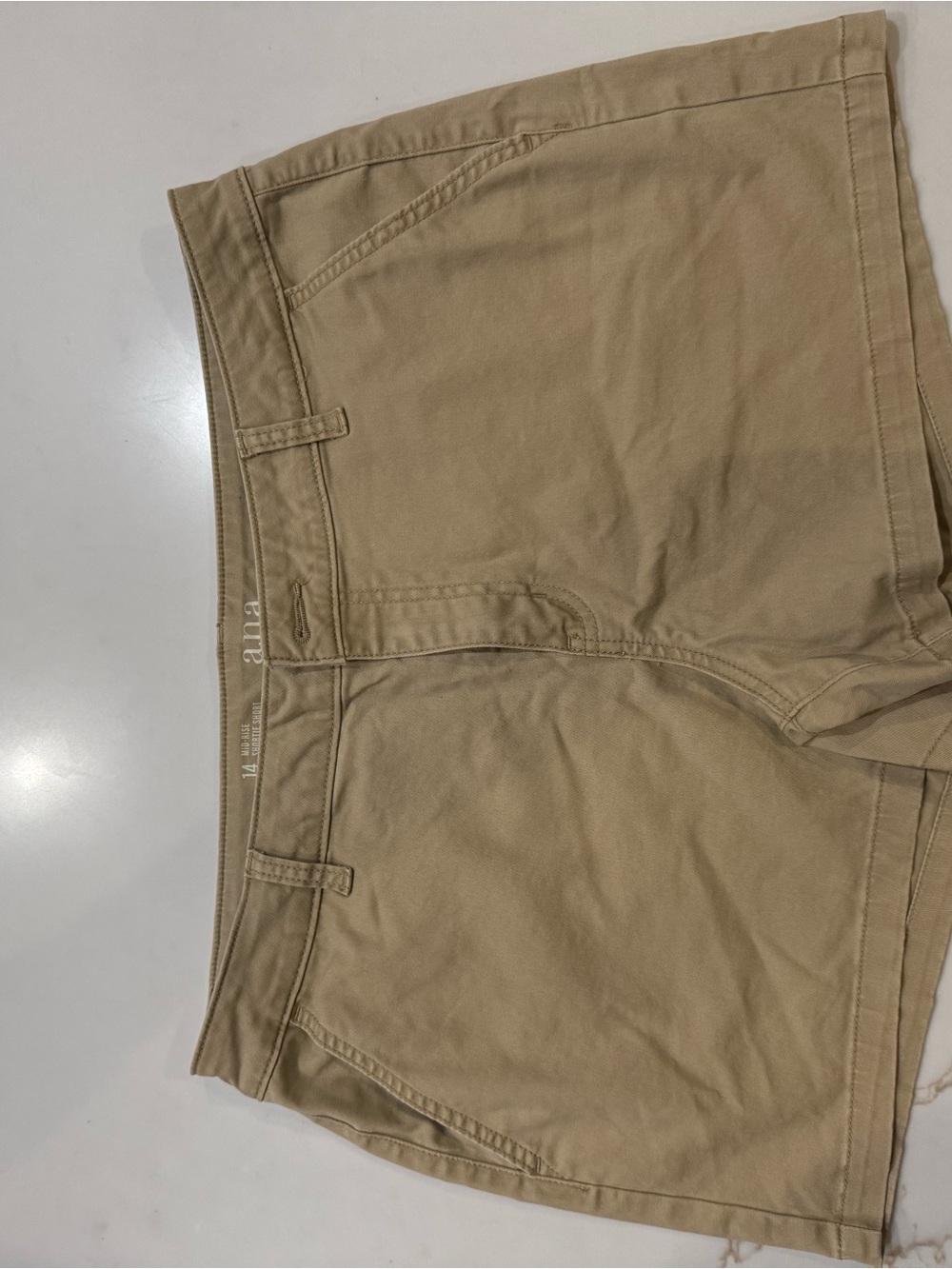 a.n.a Women’s Khaki Flat Front Shorts